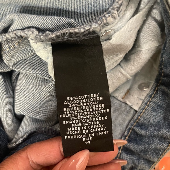 1822 Blue Jeans w/ cuff Sz 14 - Picture 4 of 5